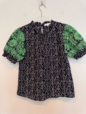 THML Lightweight Puff Sleeve Embroidered Top XS